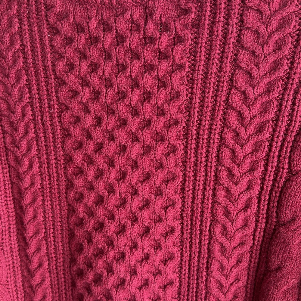 Women's Cable Knit Sweater - Dark Cherry Red/Burgundy - Picture 4 of 5